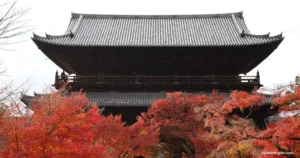 Nanzenji Temple in Kyoto: Highlights and Personal Photos with Insights into Stunning Autumn Foliage and the Iconic Suirokaku Aqueduct